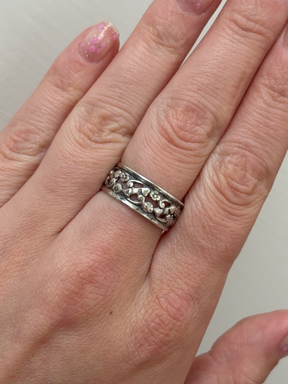 Sterling Silver Antique Floral Vine Filigree Openwork Band Ring - Picture 3 of 9